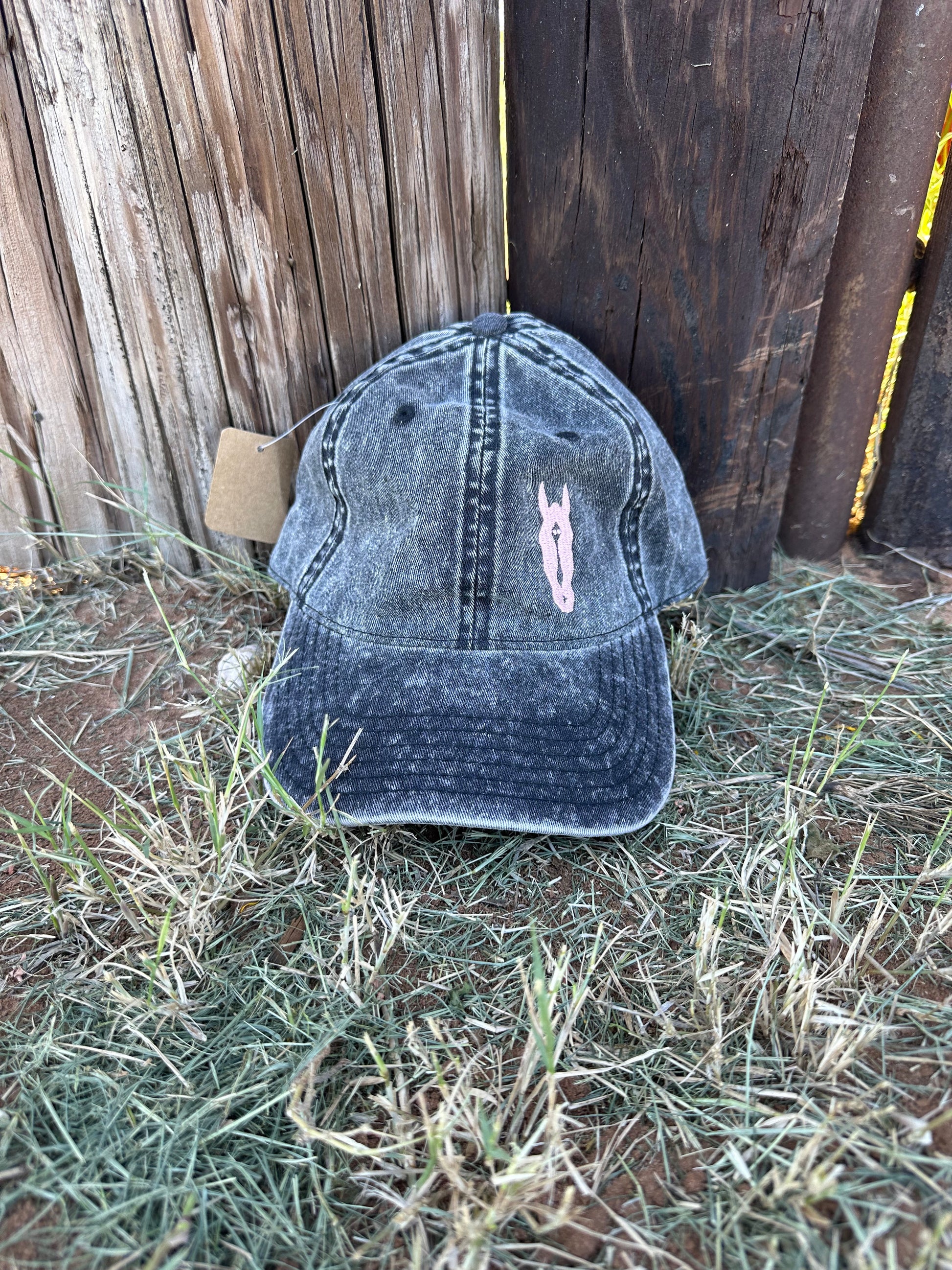AW Vintage Soft Caps -Black/Pink